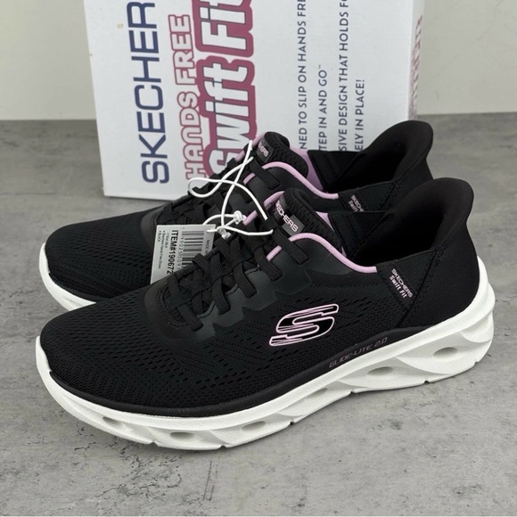 Skechers Women's Slip On Hands Free Swift Fit Shoes - SIZE 9 BLACK New In Box - Picture 2 of 5